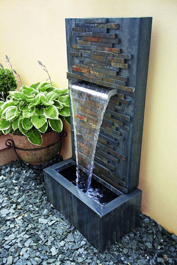 20 water feature decoration ideas (1)