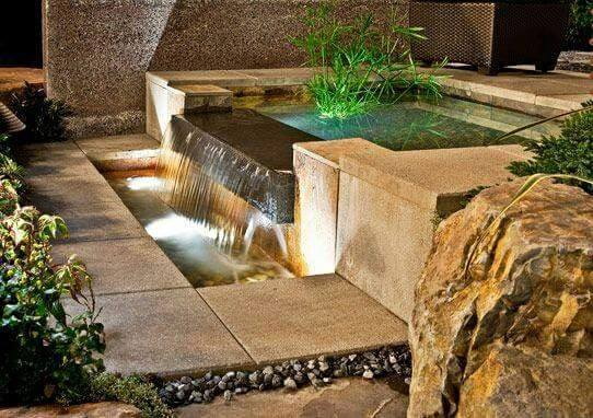 20 water feature decoration ideas (12)
