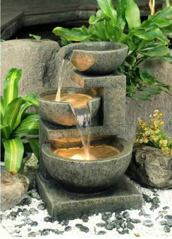 20 water feature decoration ideas (2)