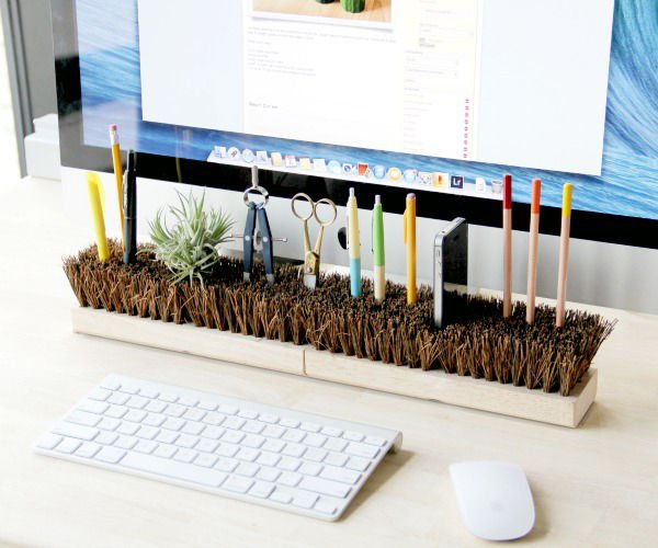 35-diy-desk-organizers-for-more-productive-work (8)