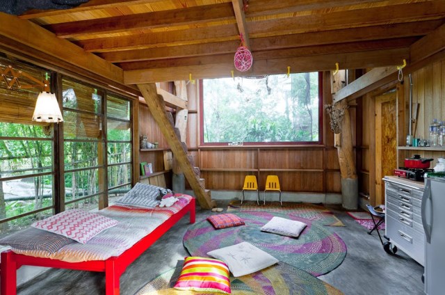 wooden Bunk House Modern Cabin Design (3)