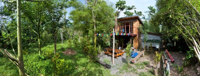 wooden Bunk House Modern Cabin Design (6)