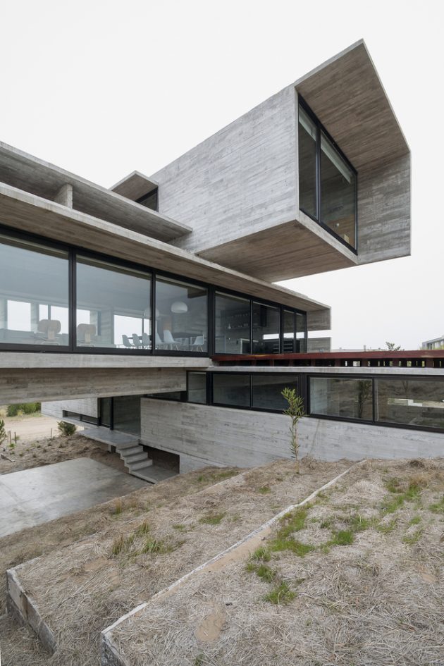 Modern House loft Design concrete glass and steel (14)