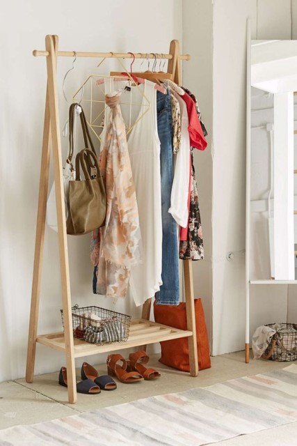 40-clothing-racks-for-narrow-space (38)