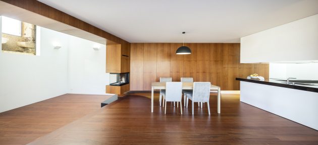 Modern house box in shape with minimalist interiors (20)