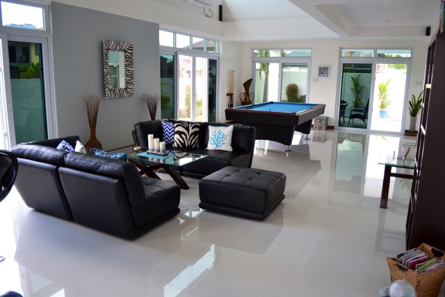 Two-storey house with 3 bedrooms 3 bathrooms elegant tastes of Thailand (7)