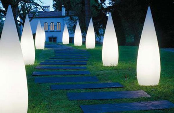 15-astonishing-illuminated-planter-designs (15)
