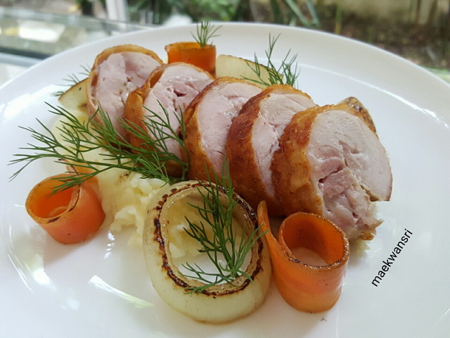 red-wine-bacon-wrapped-chicken-recipe-3
