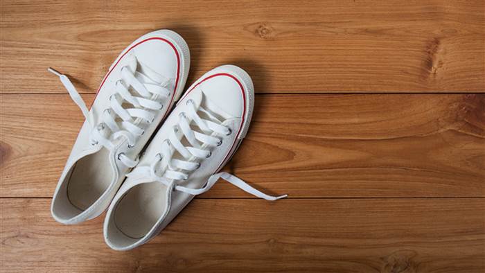 12-ways-to-clean-white-sneakers