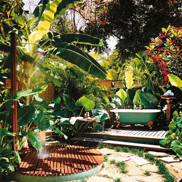 30-tropical-outdoor-showers-10