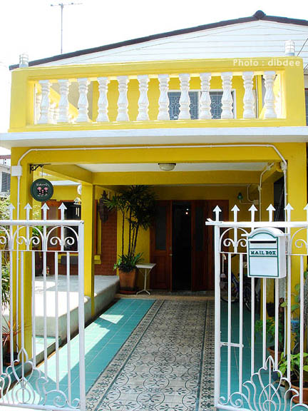 30-yrs-yellow-house-renovation-review-66