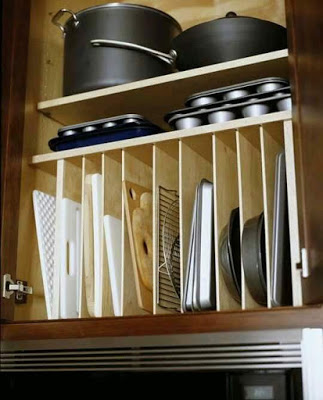 27-creative-and-clever-organized-tables-and-shelves-14