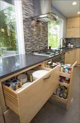 27-creative-and-clever-organized-tables-and-shelves-23