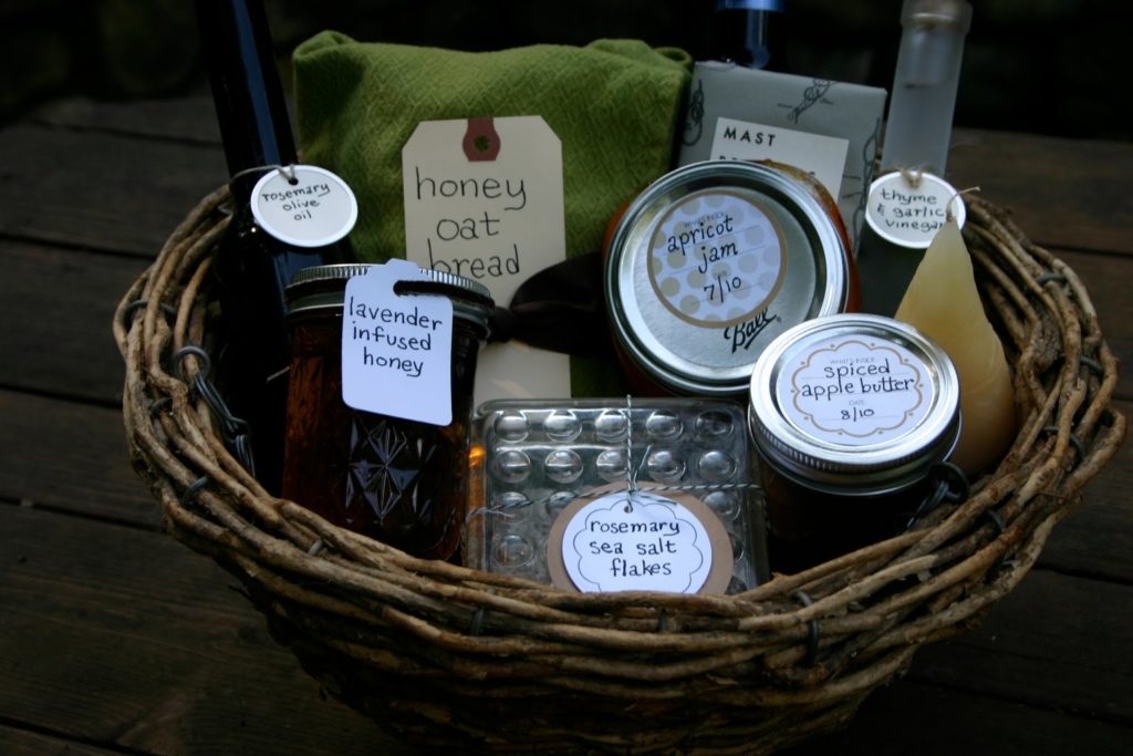 handmade-mothers-day-gift-baskets