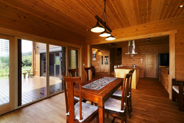 2-storey-wooden-country-house-with-wide-patio-5