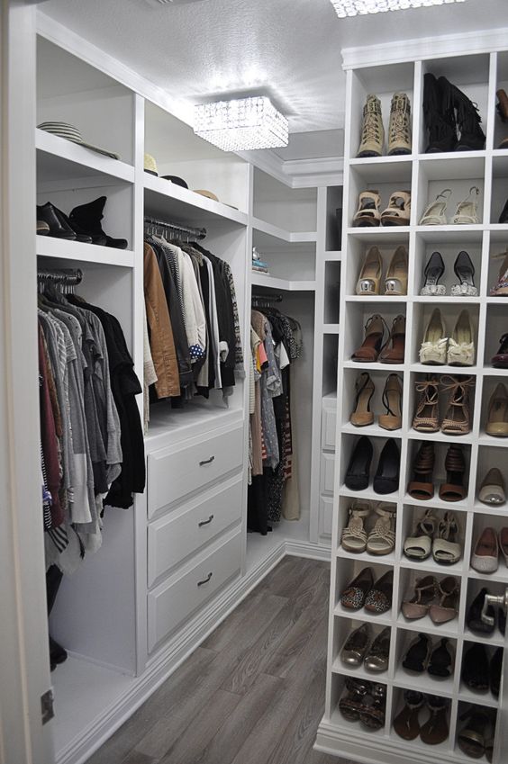 40 ไอเดีย “ห้องเก็บเสื้อผ้า” (Walk-In Closet) ฟังก์ชันครบครัน เอาใจ ...