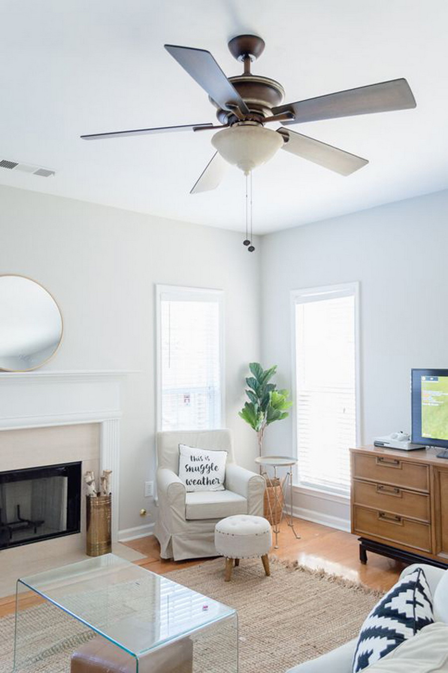 25 ไอเดีย "พัดลมเพดาน" ดีไซน์สวย ประหยัดพลังงาน ให้อากาศในบ้านเย็นสบาย